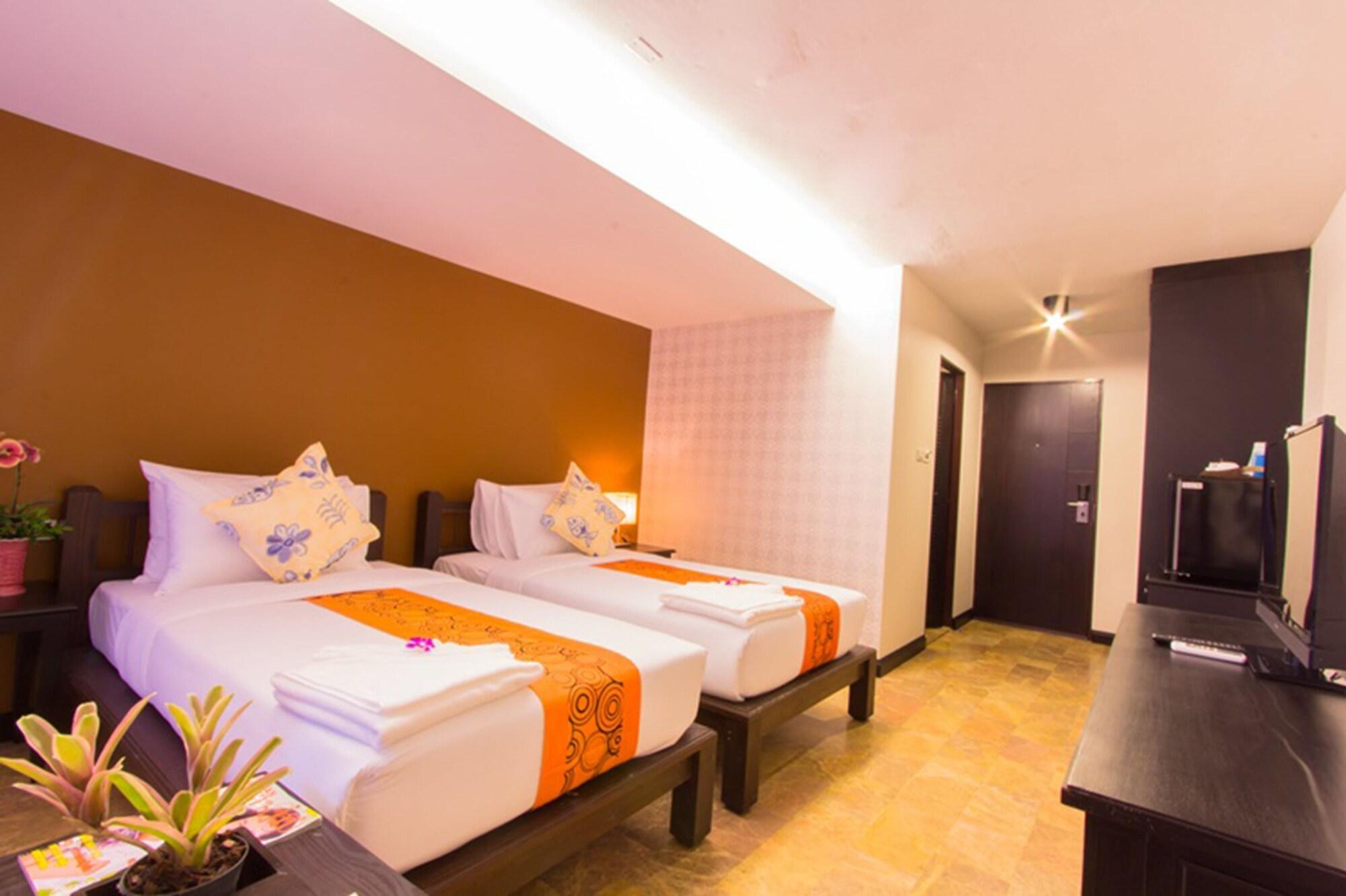 All Together Suite Hotel Bangkok Exterior photo
